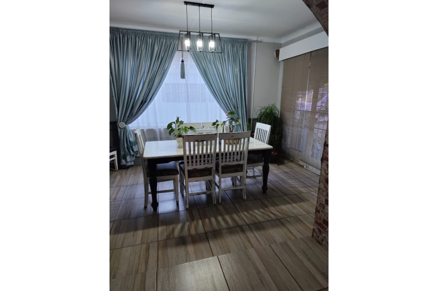 2 Bedroom Property for Sale in Meiringspark North West